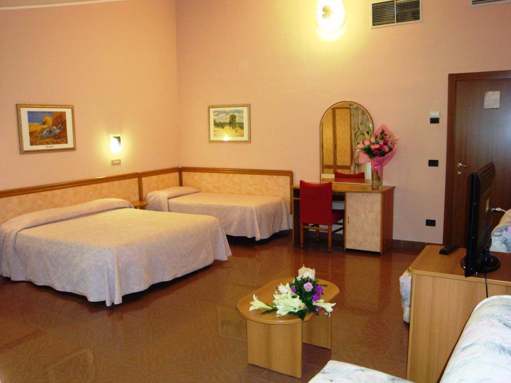 Hotel Filiberto ريميني الغرفة الصورة