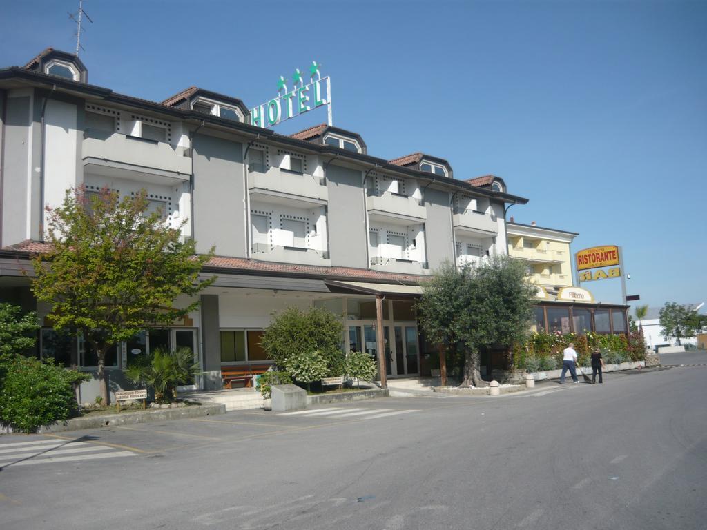 Hotel Filiberto ريميني المظهر الخارجي الصورة