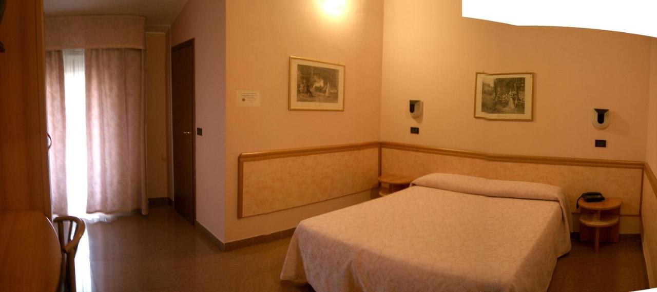 Hotel Filiberto ريميني المظهر الخارجي الصورة